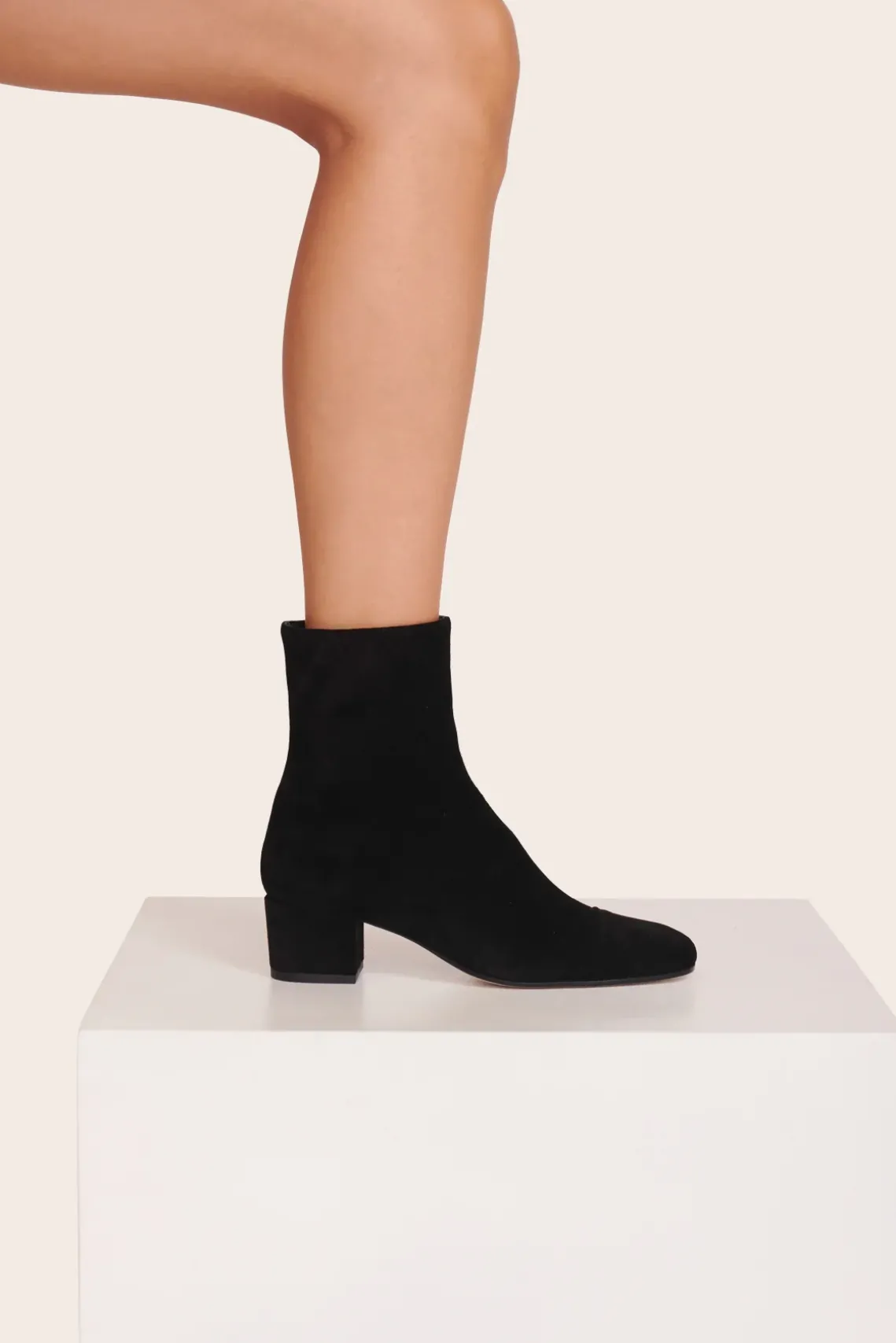 AIMEE SHORT BOOT BLACK SUEDE