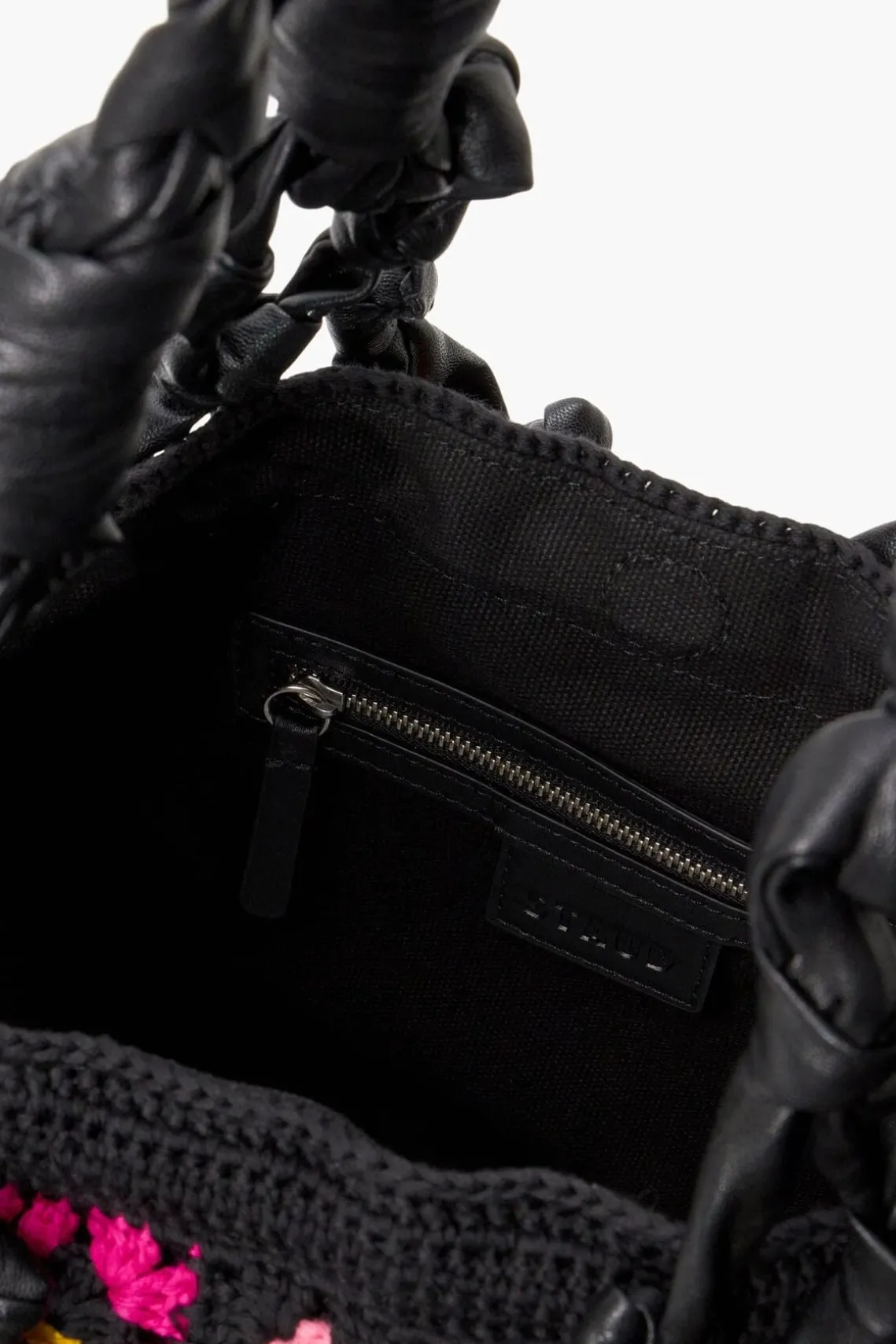 HITCH SHOULDER BAG BLACK