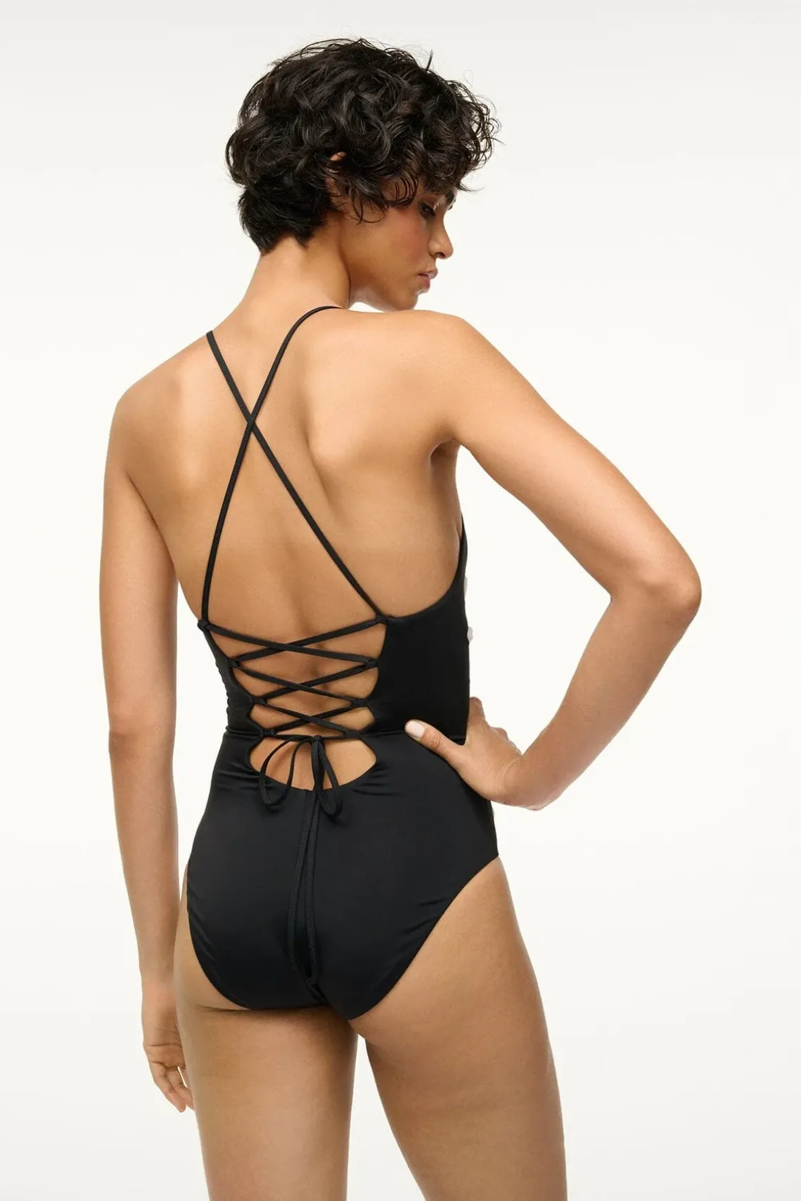 NAHLA ONE PIECE BLACK