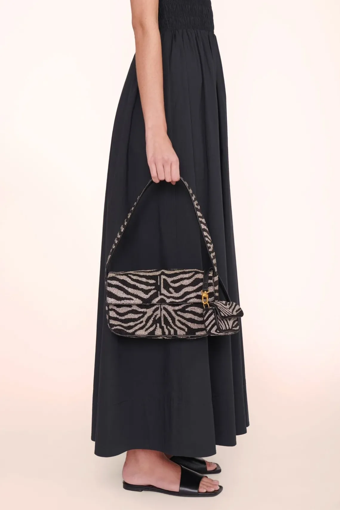 TOMMY BEADED BAG BLACK WHITE